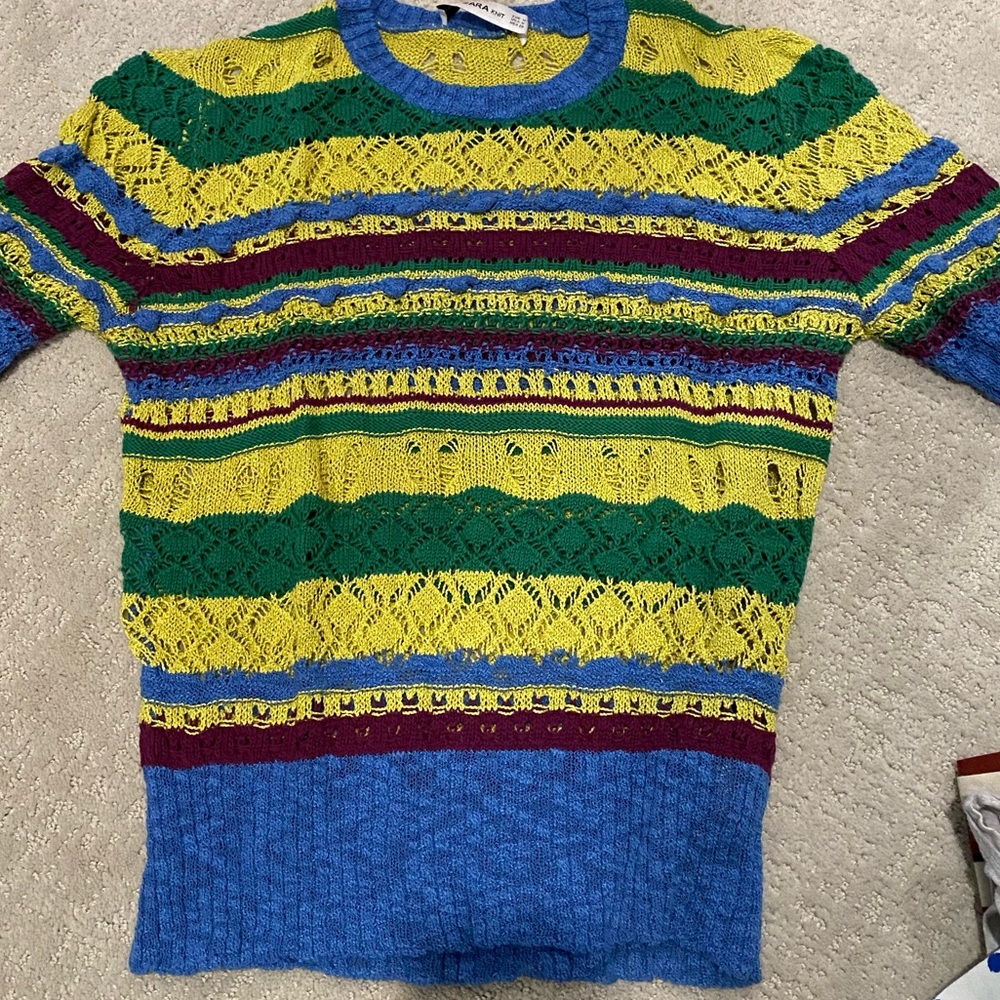 Beautiful knitted tshirt